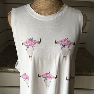 MuMu floral skull top🌸NWT